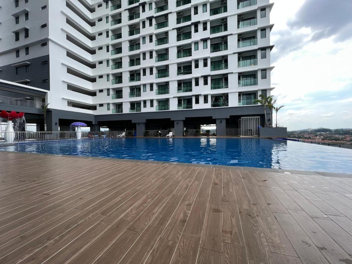Vista Bangi 1 Bedroom Service Apartment With Swimming Pool 加影 外观 照片